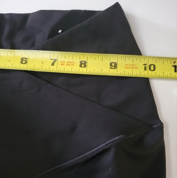 Offline Aerie Real Me High-Waisted Cross Over Flare Leggings Size Small Black - Picture 9 of 10